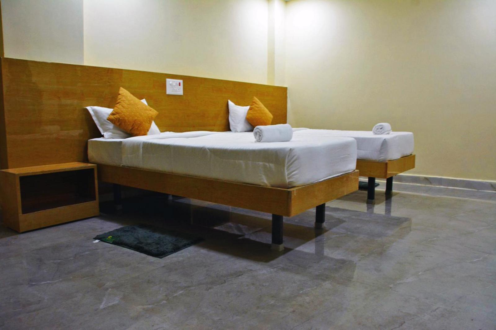 Udupi Deluxe Lodge Gulbarga Kalaburagi Exterior foto