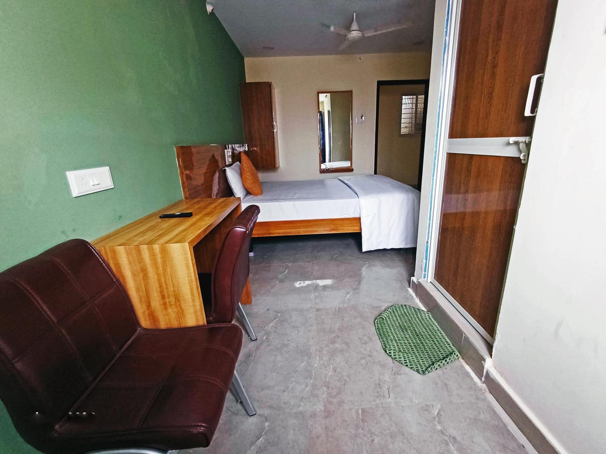 Udupi Deluxe Lodge Gulbarga Kalaburagi Exterior foto