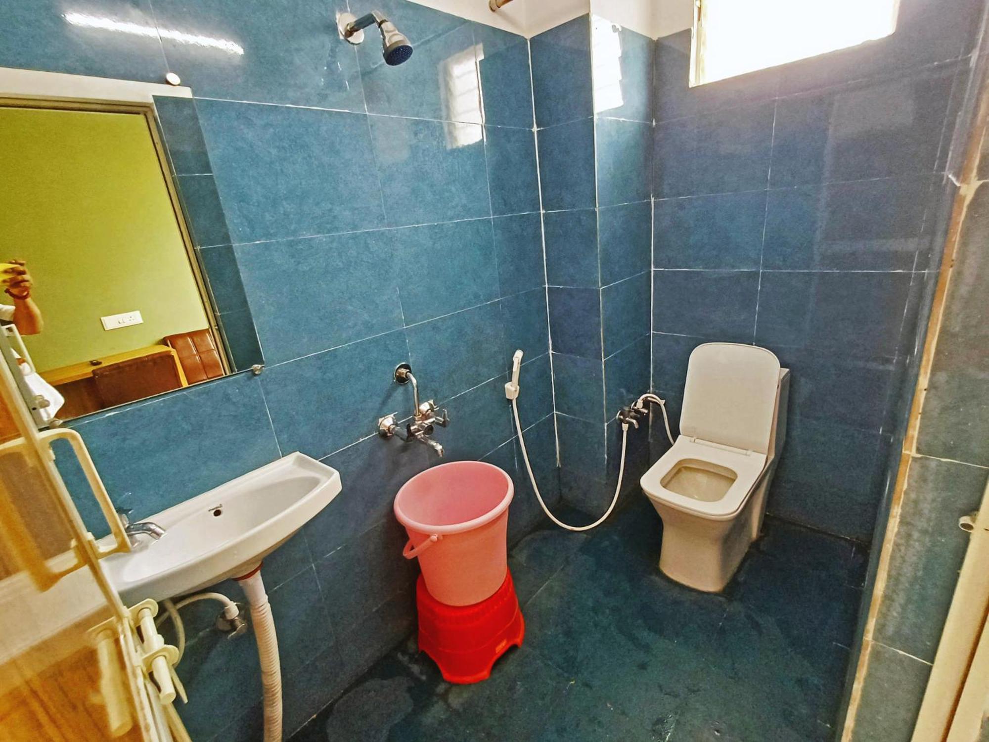 Udupi Deluxe Lodge Gulbarga Kalaburagi Exterior foto